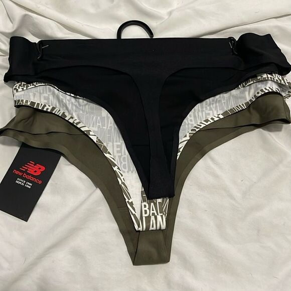 NWT- New Balance - XL. 3 pack seamless thong - Picture 2 of 6